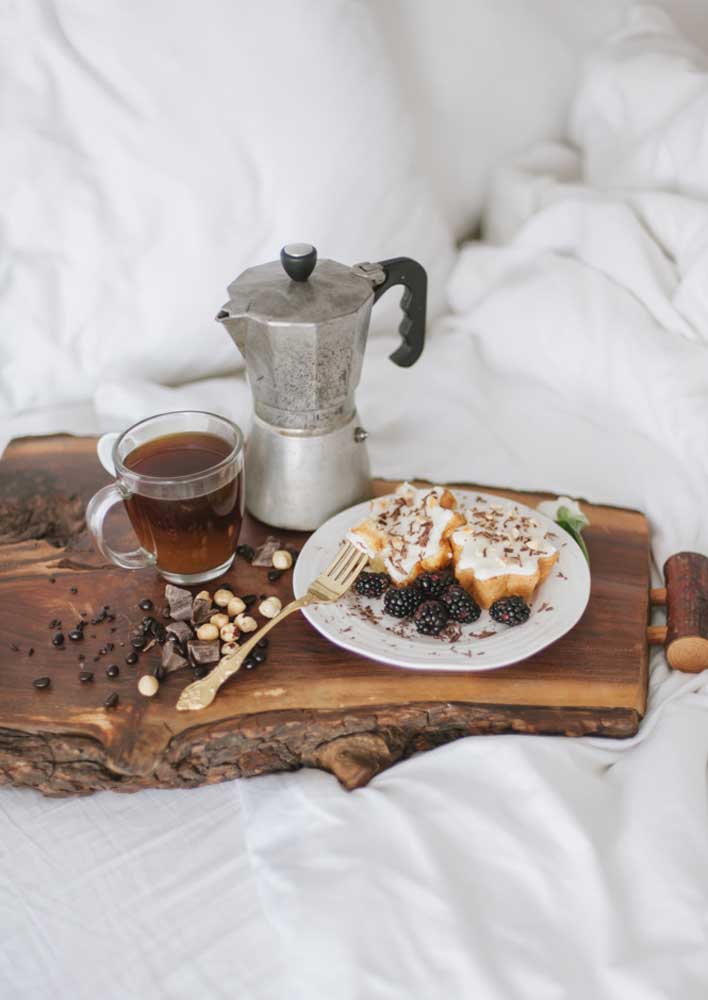 Café da manhã na cama: como organizar, dicas e fotos para se inspirar