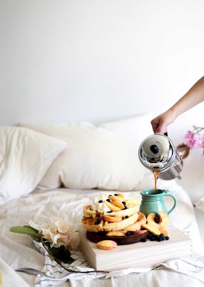 Café da manhã na cama: como organizar, dicas e fotos para se inspirar