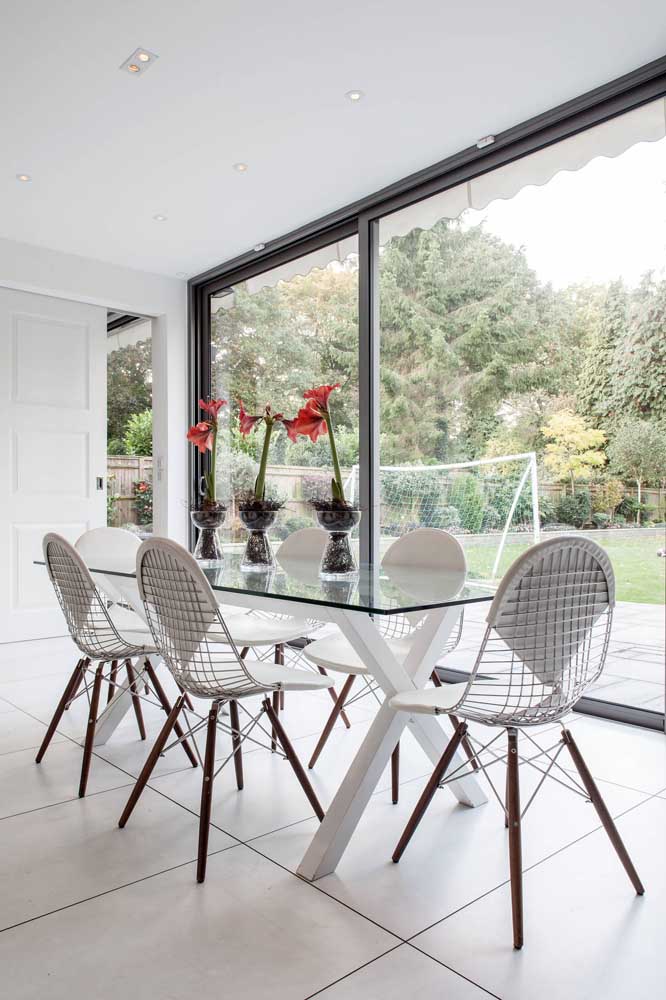 Mesa de vidro: tipos, modelos e dicas para escolher a sua com fotos