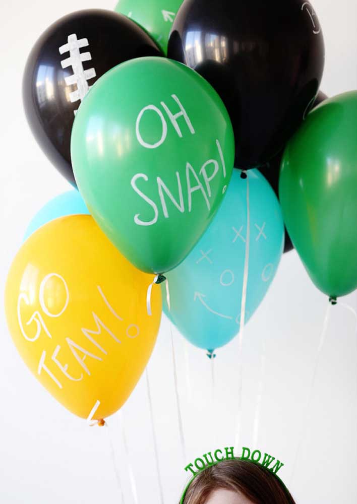 Balões: uma decoração simples, barata e bonita para a festa Super Bowl