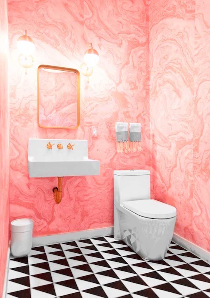 Que tal agora uma decoração para lavabo com papel de parede cor de rosa?