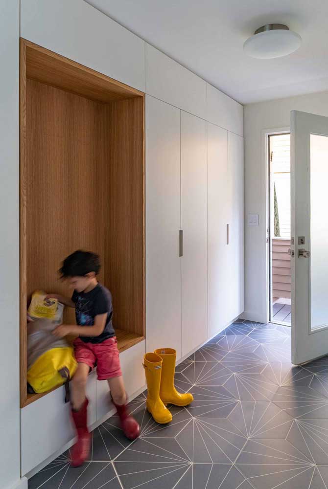 Sapateira de porta: vantagens, como fazer, dicas e fotos incríveis