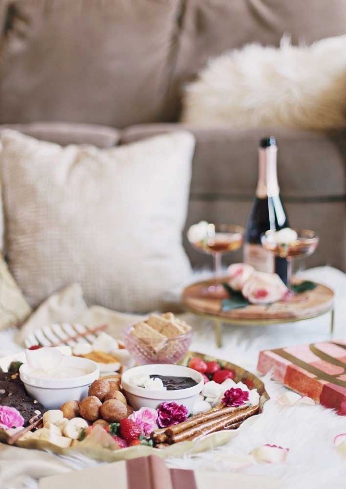 Fondue em casa: tipos, como fazer, dicas e fotos incríveis