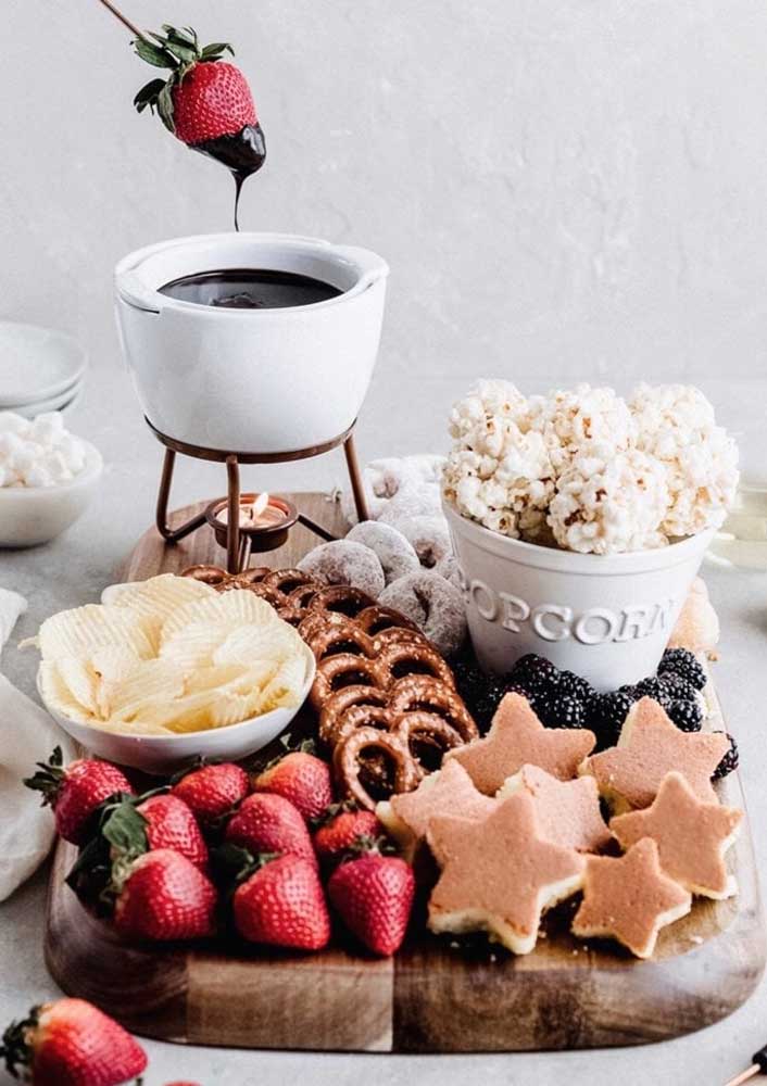 Fondue em casa: tipos, como fazer, dicas e fotos incríveis