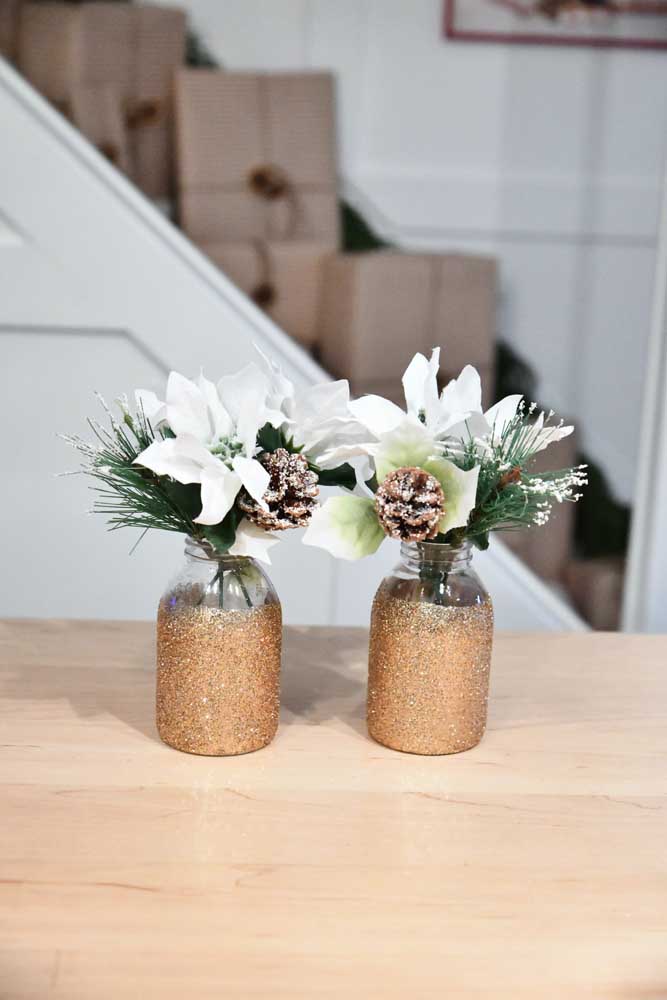 Vidros decorados para casamento. Faça vasos de flores com eles