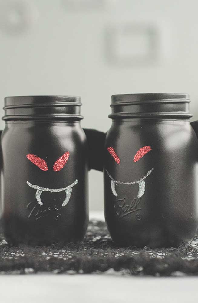 Vidros decorados: como fazer passo a passo e ideias incríveis