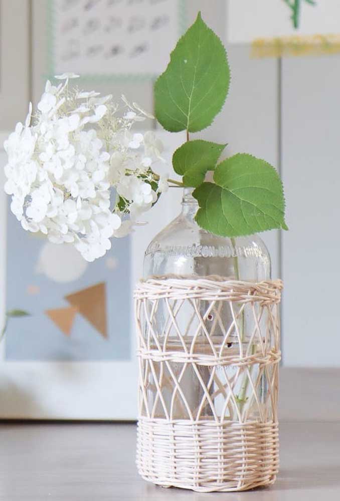 Vidros decorados: como fazer passo a passo e ideias incríveis