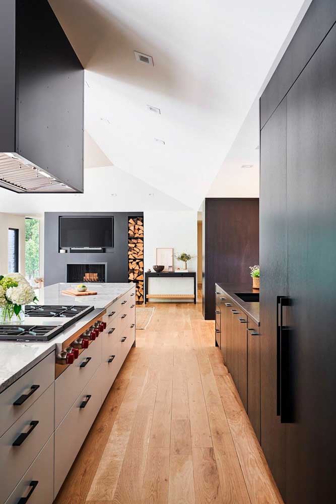 Cozinha grande: 51 dicas, fotos e projetos para você se inspirar