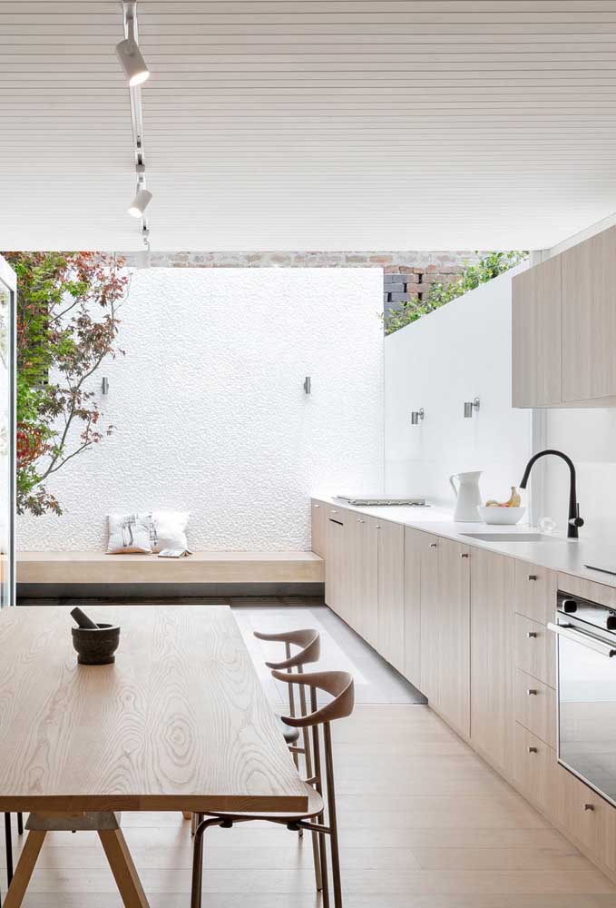 Cozinha grande: 51 dicas, fotos e projetos para você se inspirar