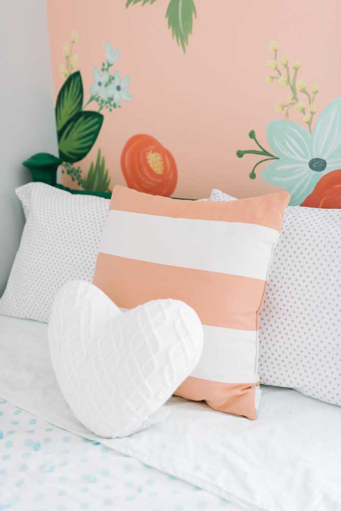 Cor coral: 50 ideias charmosas para usar a cor na decoração