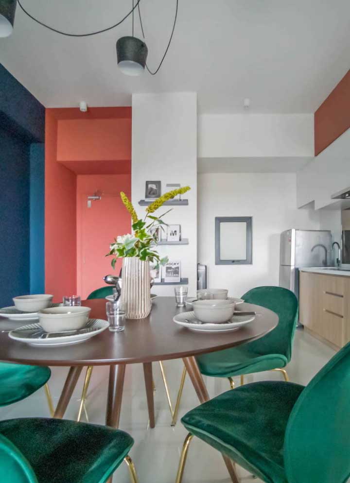 Cor coral: 50 ideias charmosas para usar a cor na decoração