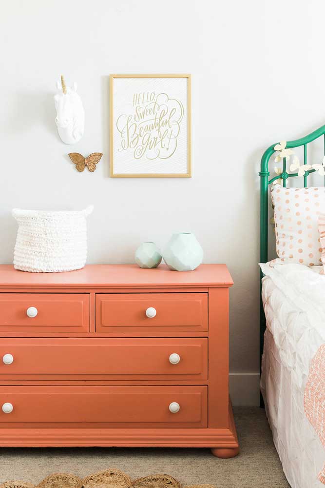 Cor coral: 50 ideias charmosas para usar a cor na decoração