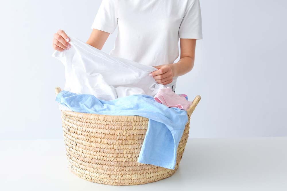 Como desencardir roupa branca: veja as melhores dicas que separamos aqui