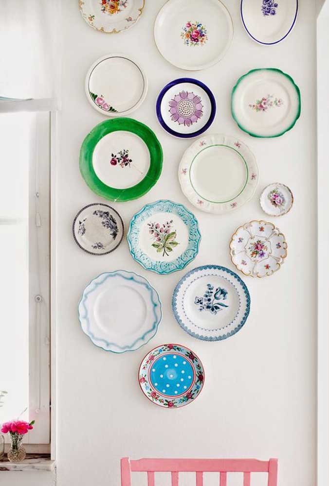 Pratos na parede: como fazer, dicas e fotos para se inspirar
