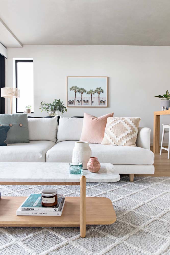 Decoração de sala simples: dicas para acertar no projeto e fotos inspiradoras