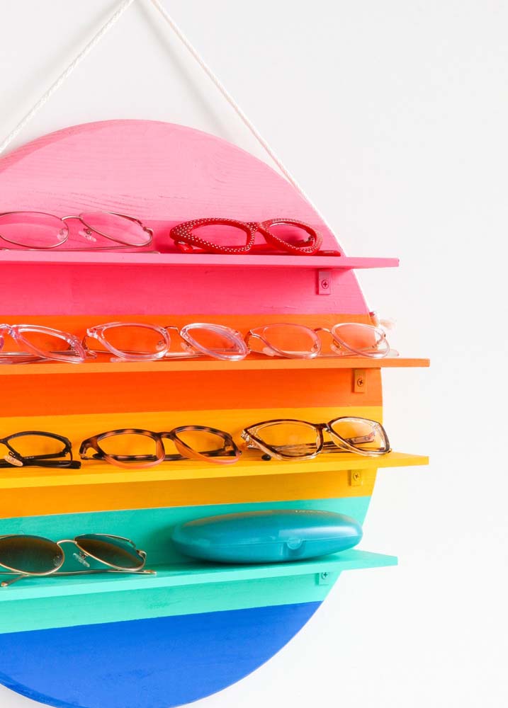 Um porta óculos ao melhor estilo DIY para você exibir aí na sua casa