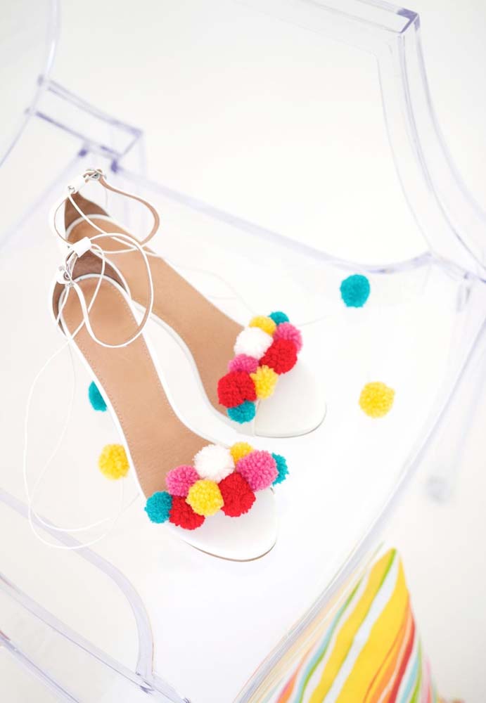 Pompom de lã: como fazer passo a passo e 50 ideias criativas