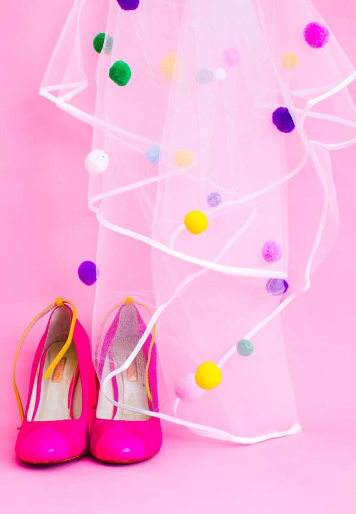 Pompom de lã: como fazer passo a passo e 50 ideias criativas