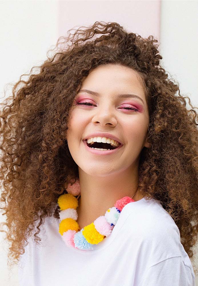 Pompom de lã: como fazer passo a passo e 50 ideias criativas