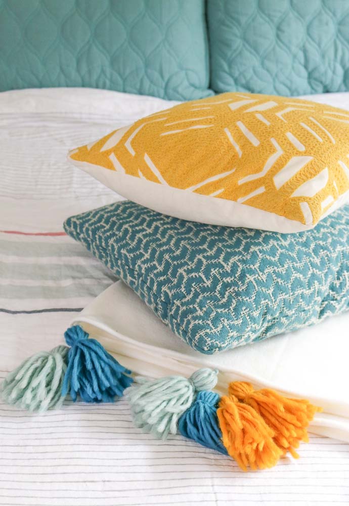 Tassel de lã para enfeitar as almofadas. Escolha as cores que mais gosta