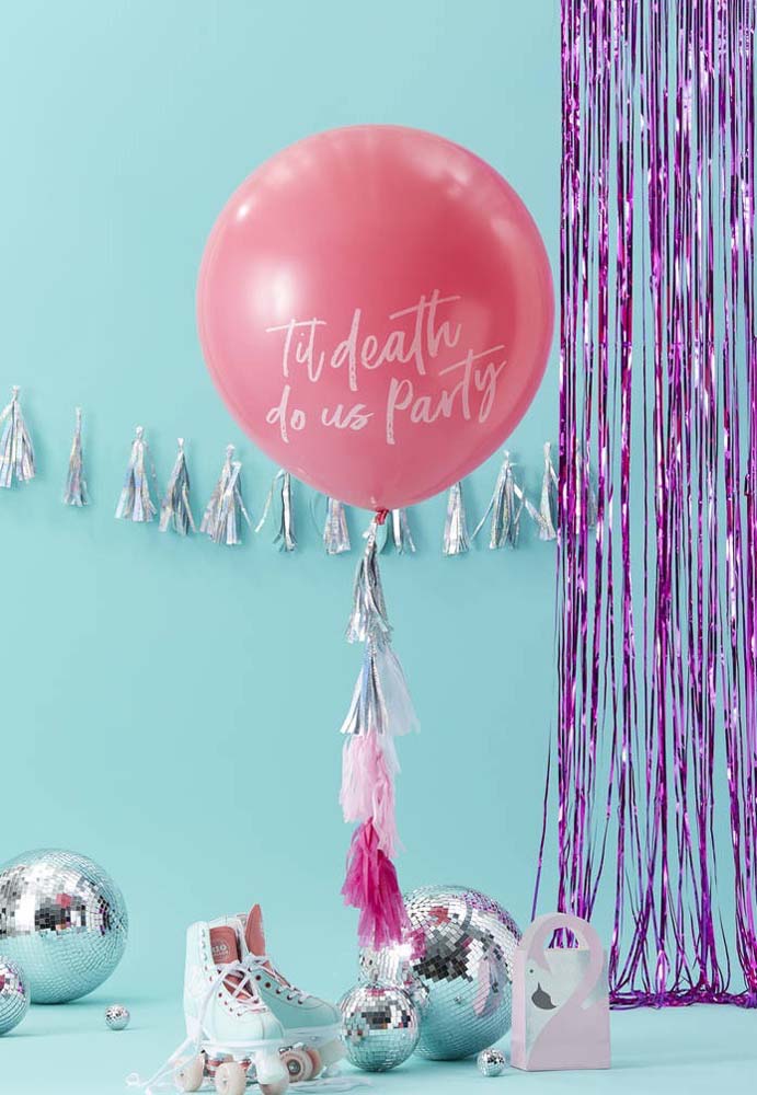 Tassel para a decoração de aniversário: uma ideia simples, prática e barata