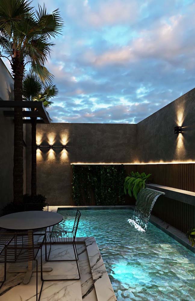 Valorize a área gourmet com piscina investindo em um bom projeto de iluminação
