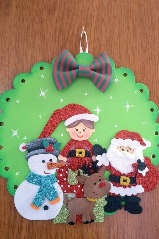 Guirlanda de Natal de EVA: passo a passo e 50 lindas ideias Guirlanda de Natal de EVA: passo a passo e 50 lindas ideias