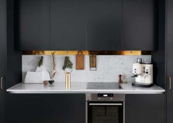 Cozinha preta e branca: 55 modelos, fotos e projetos inspiradores