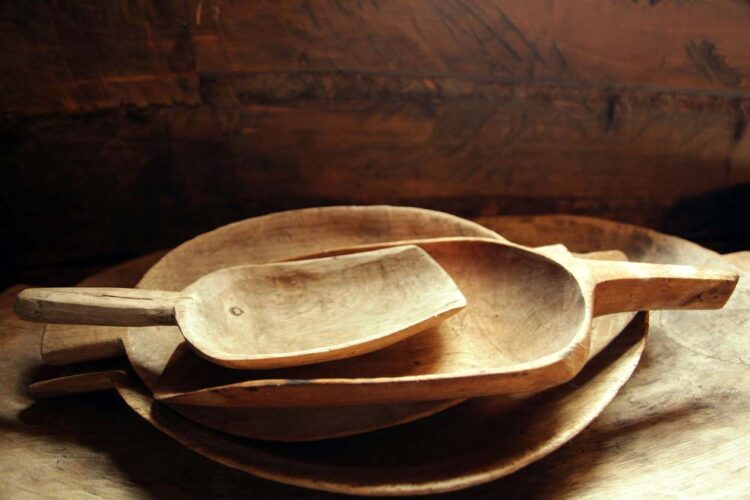 Como limpar utensílios de madeira? Descubra aqui