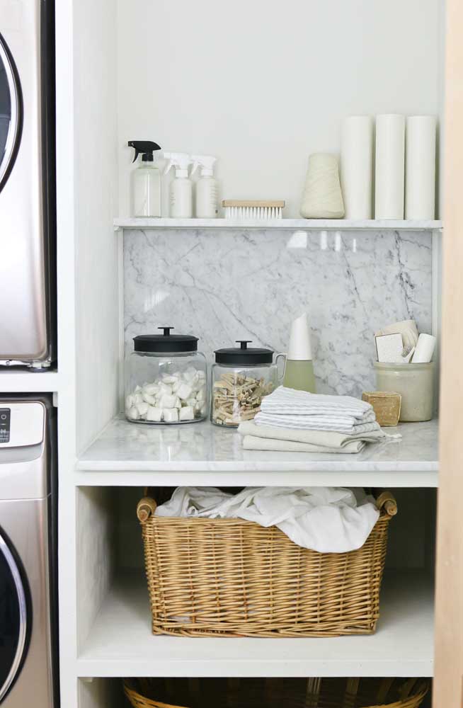 Prateleira para lavanderia: como escolher, dicas e fotos para se inspirar