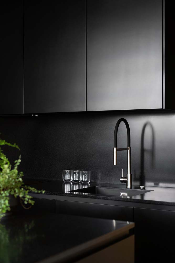 Granito preto São Gabriel: tipos, vantagens e fotos de projetos