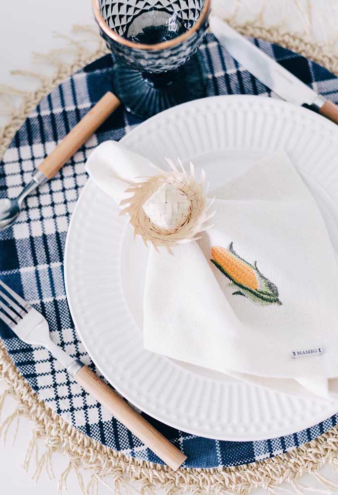 Jogo americano de tecido: como fazer e 50 fotos