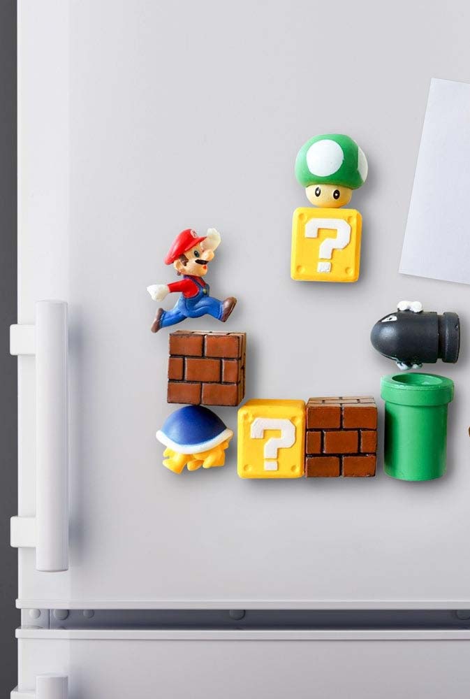Os ímãs de geladeira do Mario Bros são itens quase obrigatórios na decoração de quem ama videogames e cultura pop em geral.