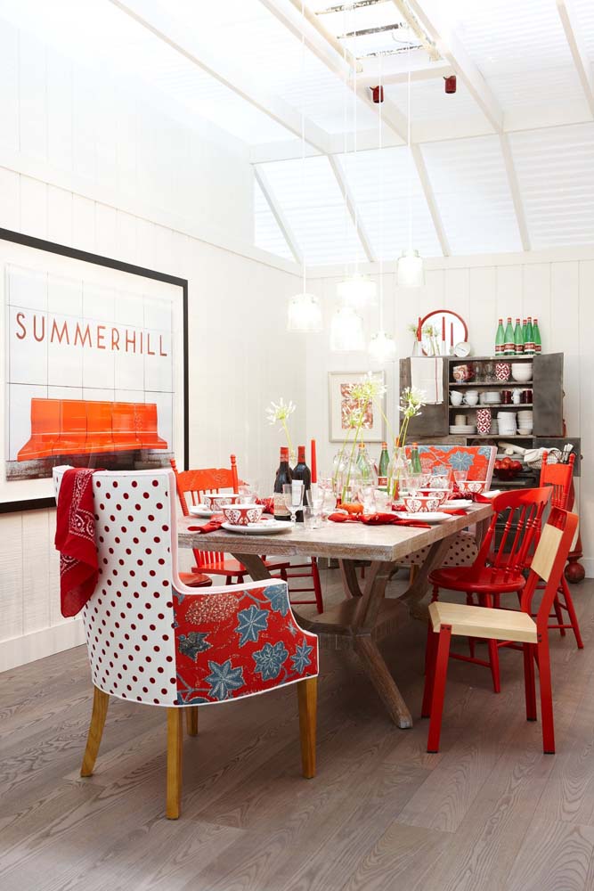 Cadeira vermelha: dicas para escolher e 52 ideias criativas