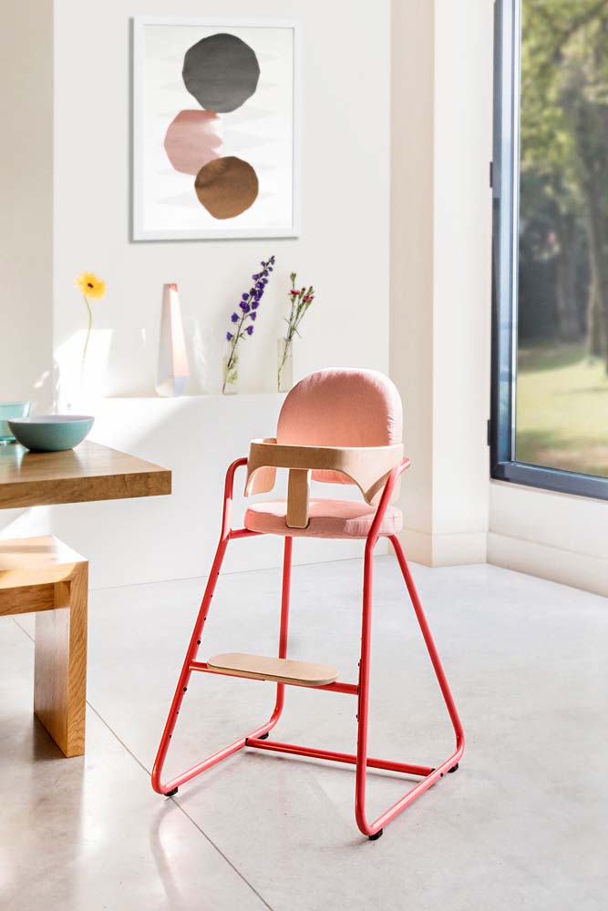 Cadeira vermelha: dicas para escolher e 52 ideias criativas